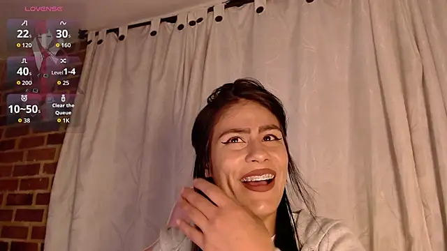 ailyngg live XXX chat