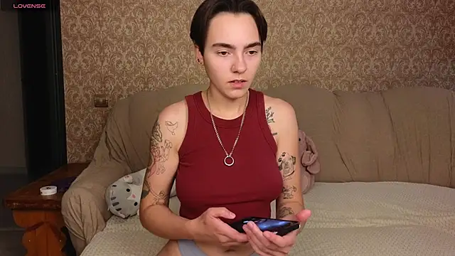 Lilihere_'s Live XXX Chat