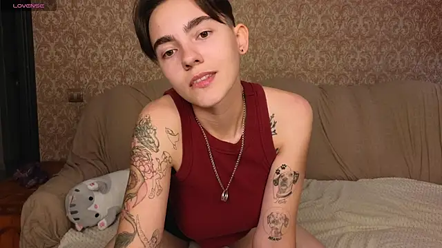 Lilihere_'s Live XXX Chat