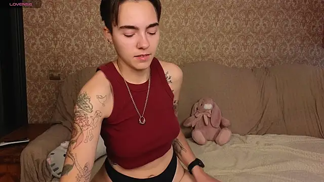 Lilihere_'s Live XXX Chat