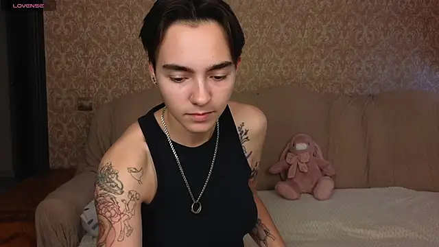 Lilihere_'s Live XXX Chat
