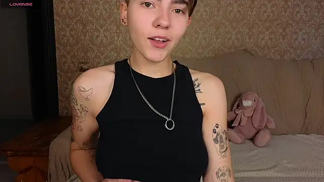 Czat XXX na żywo – Lilihere_