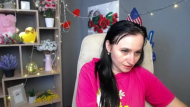 NinaFlawlees Chat XXX in diretta