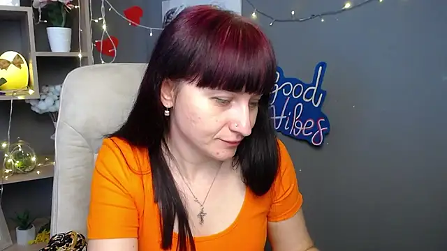 NinaFlawlees' Live XXX Chat