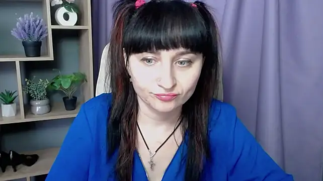 XXX chat uživo modela NinaFlawlees