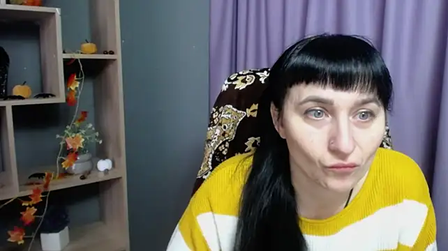 NinaFlawlees XXX чат на живо
