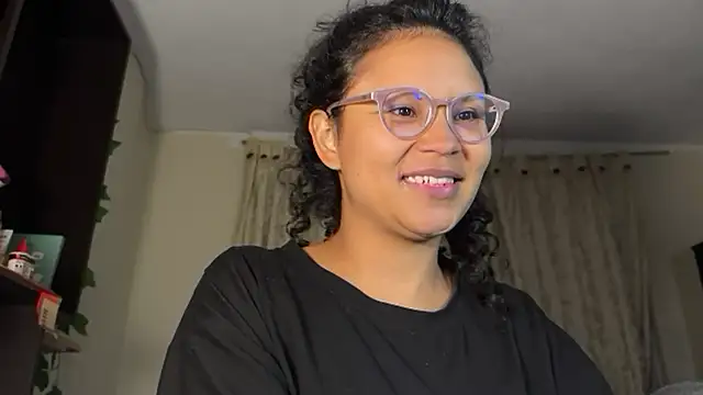 Chat +18 de You_Ana31 ao vivo