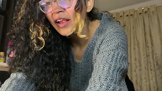 You_Ana31's Live XXX Chat