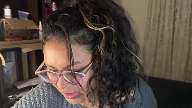 You_Ana31's Live XXX Chat