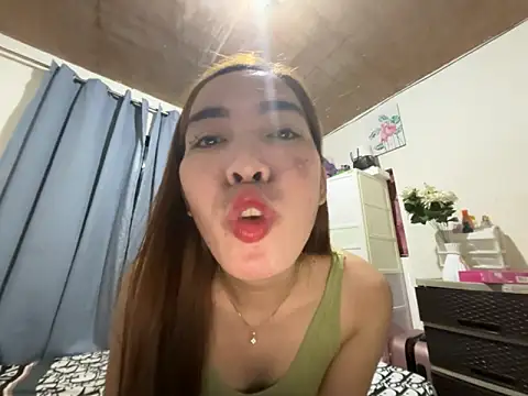 beautiful_mistake Pertunjukan Webcam