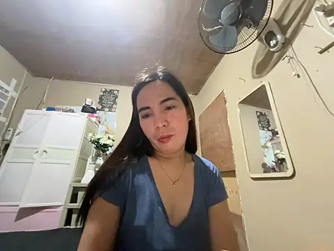 yen_yen Webcam show