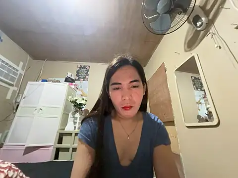 yen_yenn Webbikameraesitys