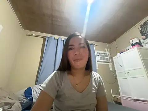 yen_yen ওয়েবক্যাম শো