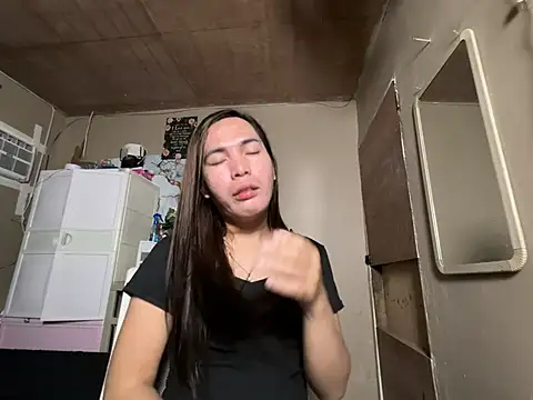 Show modela yen_yen na web-kameri