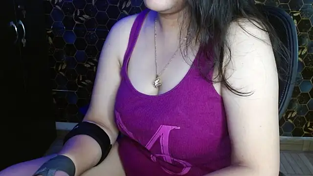 KinderrJoy Chat XXX live