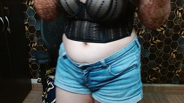 Chat +18 de KinderrJoy ao vivo