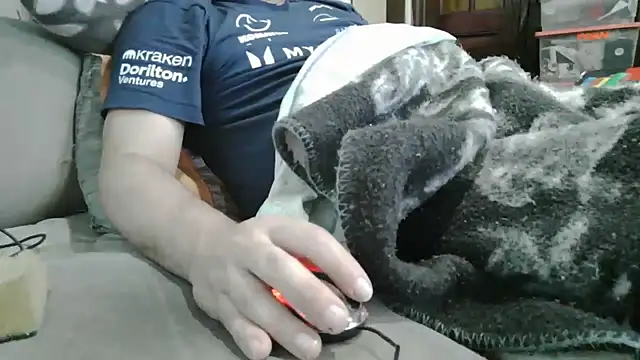 messi_syssy Show in webcam