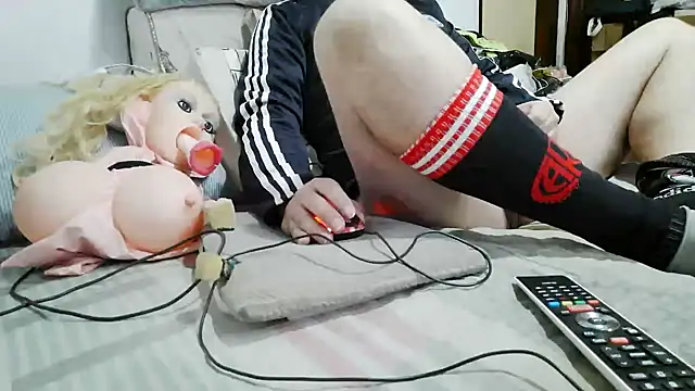 Show modela messi_syssy na web-kameri