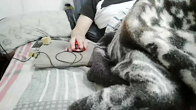 messi_syssy Show in webcam