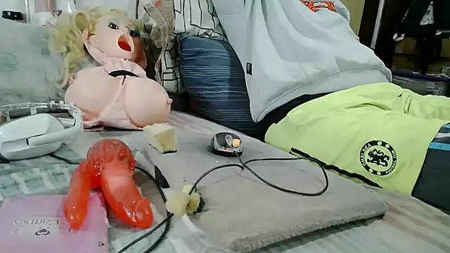 messi_syssy Show in webcam