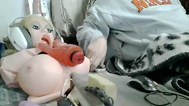 messi_syssy Show in webcam