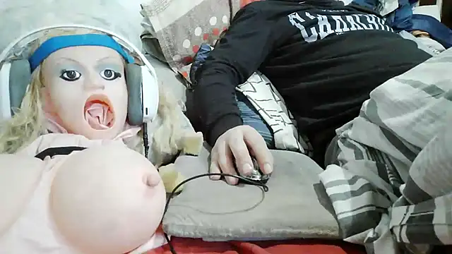 messi_syssy Show in webcam