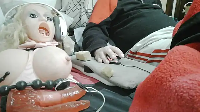 messi_syssy Show in webcam