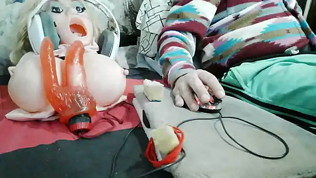 messi_syssy Show in webcam