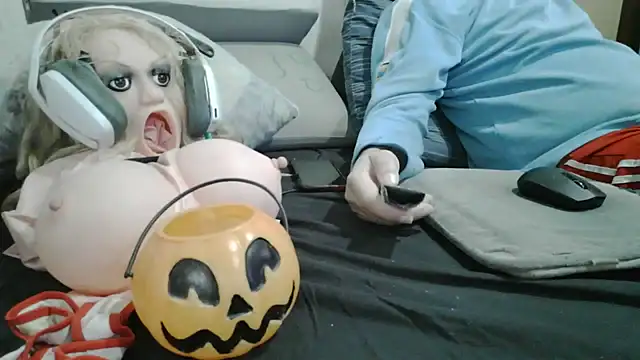 messi_syssy Show in webcam