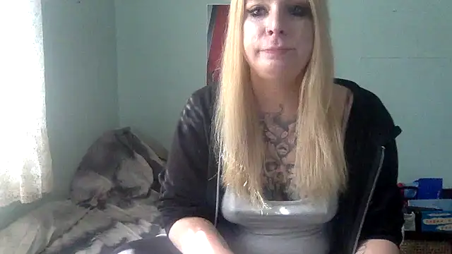 alexabunni's Webcam Show