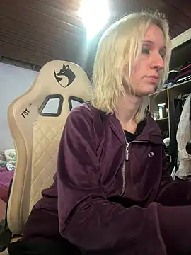 XXX chat uživo modela thebunnydark
