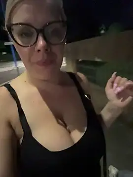 EvaWelly's Webcam Show