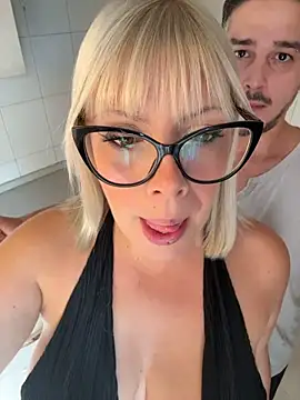 EvaWelly webcam show