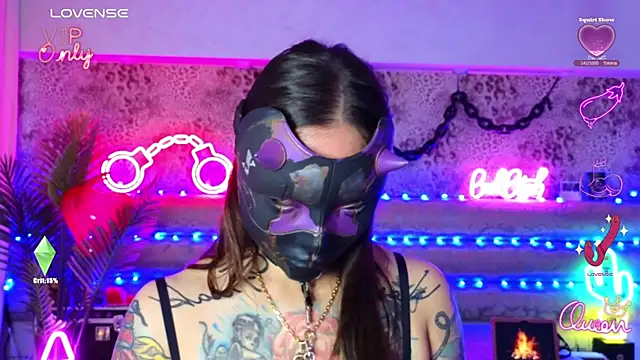 Show modela Cool_Freak_ na web-kameri