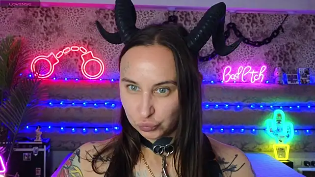 Cool_Freak_ live XXX chat