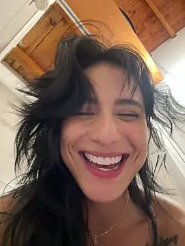 Ale_Lewis' Live Chat Room