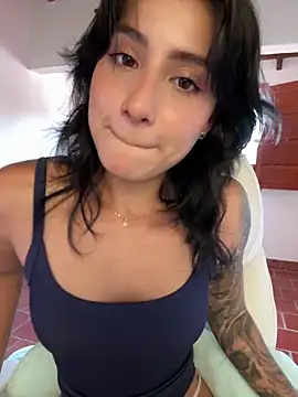 Ale_Lewis' Webcam Show