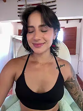 Ale_Lewis' Webcam Show