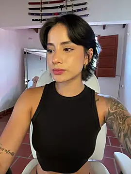 Ale_Lewis Show in webcam