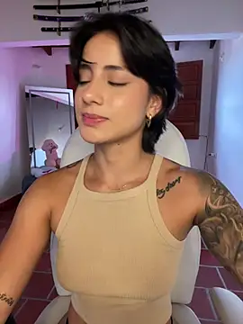 Ale_Lewis Webcam-Show