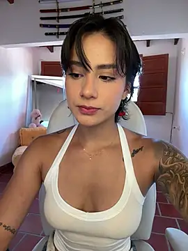 Ale_Lewis' Webcam Show