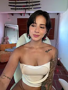 Ale_Lewis' Webcam Show