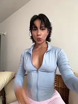 Ale_Lewis Pertunjukan Webcam