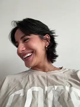 Ale_Lewis Show in webcam
