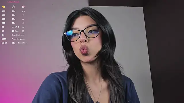 دردشة NanakoDollx الجنسية المباشرة