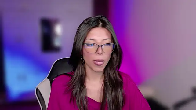 NanakoDollx Adlı Modelin Canlı XXX Sohbeti
