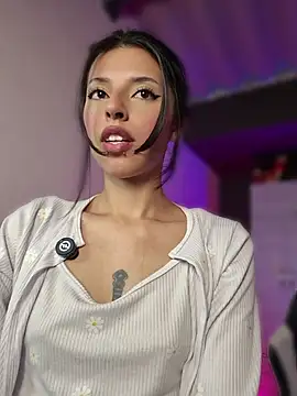NanakoDollx's Live XXX Chat