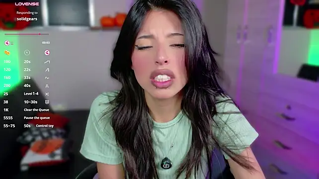 NanakoDollx Adlı Modelin Canlı XXX Sohbeti