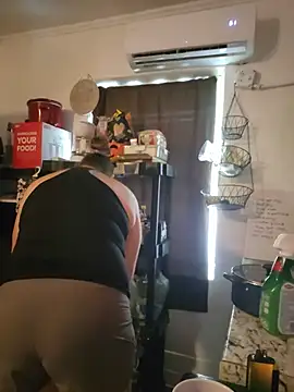 XXX chat uživo modela SexyNikki6969
