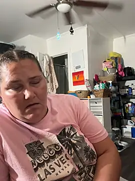 SexyNikki6969: διαδικτυακό σόου στην κάμερα